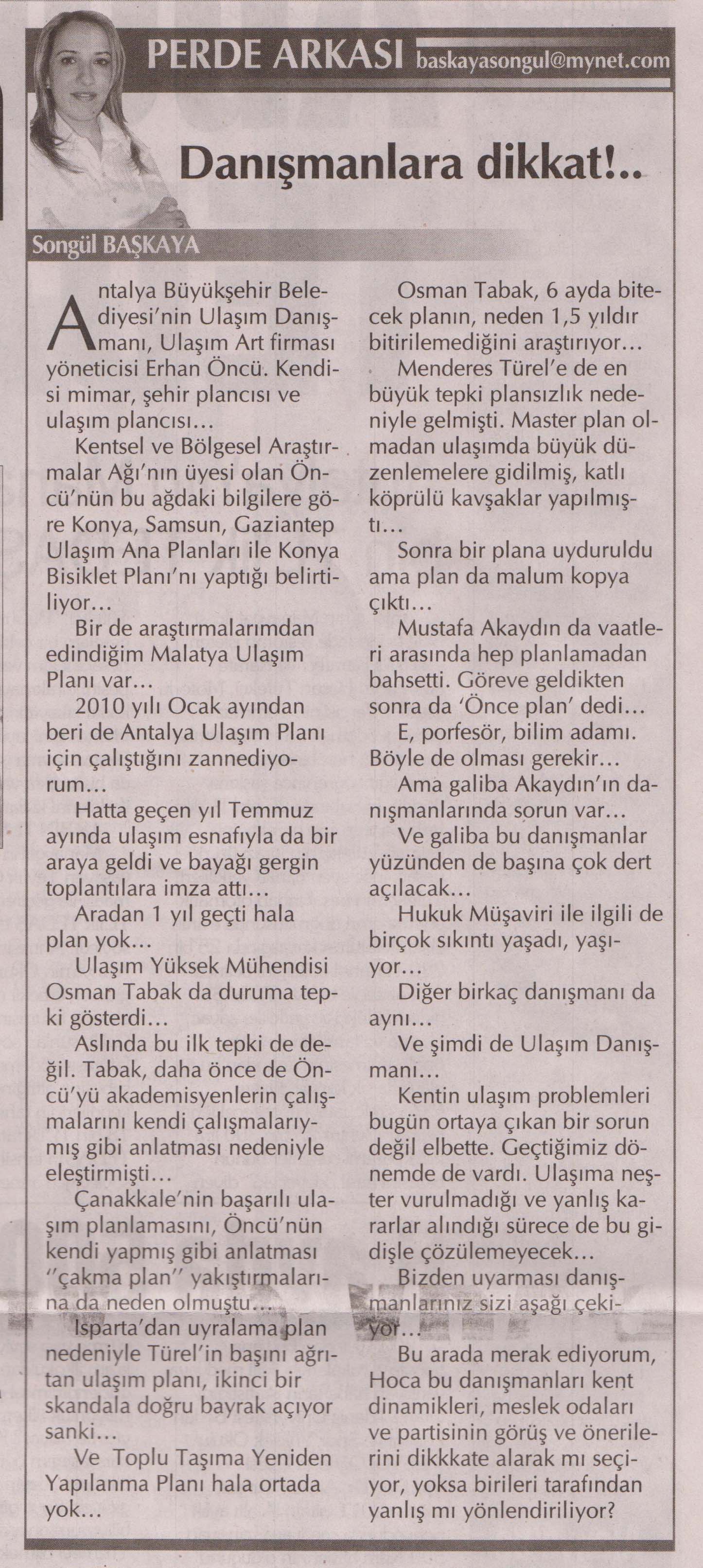 Perde Arkası